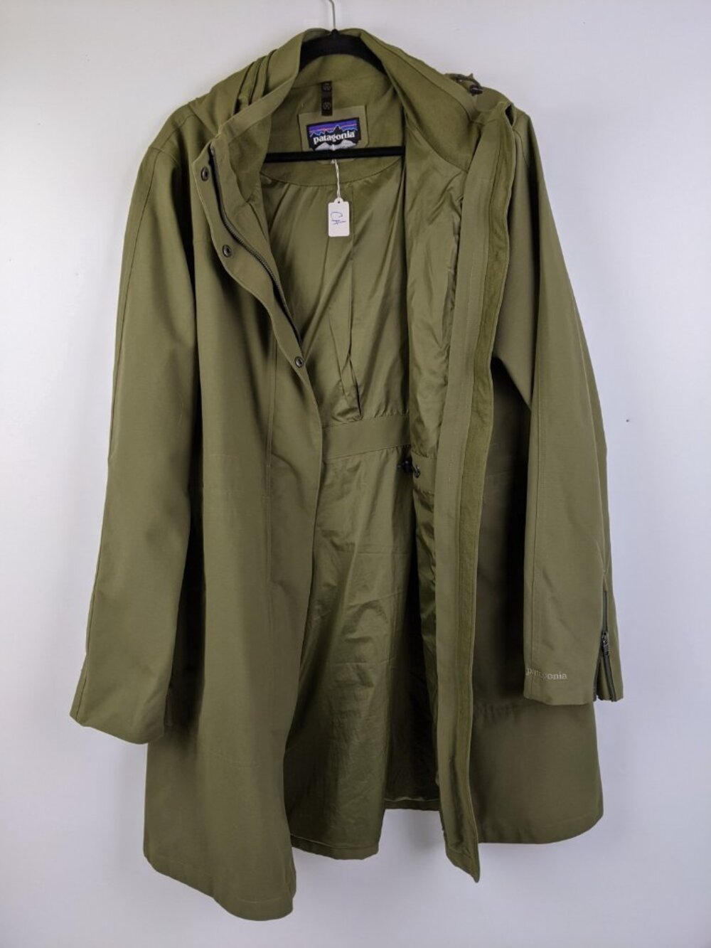 Patagonia Long Parka Hooded Jacket Womens Size XL Tan Style 28110